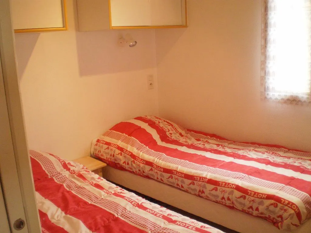 Gite Les Roziers Montmurat Holiday home